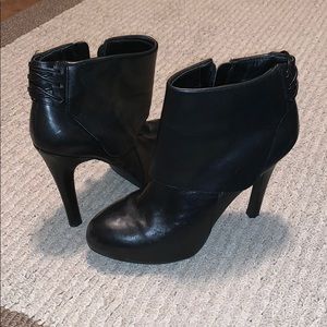 Jessica Simpson booties